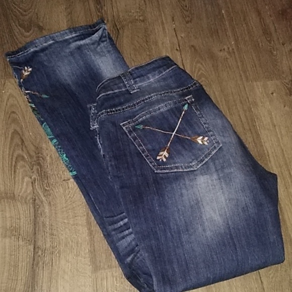 cowgirl tuff wild pathmaker jeans